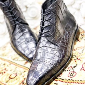 Կոշիկ կոկորդիլոսի կաշվից