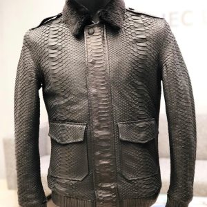 Բաճկոն պիթոնի կաշվից կուղբի օձիքով